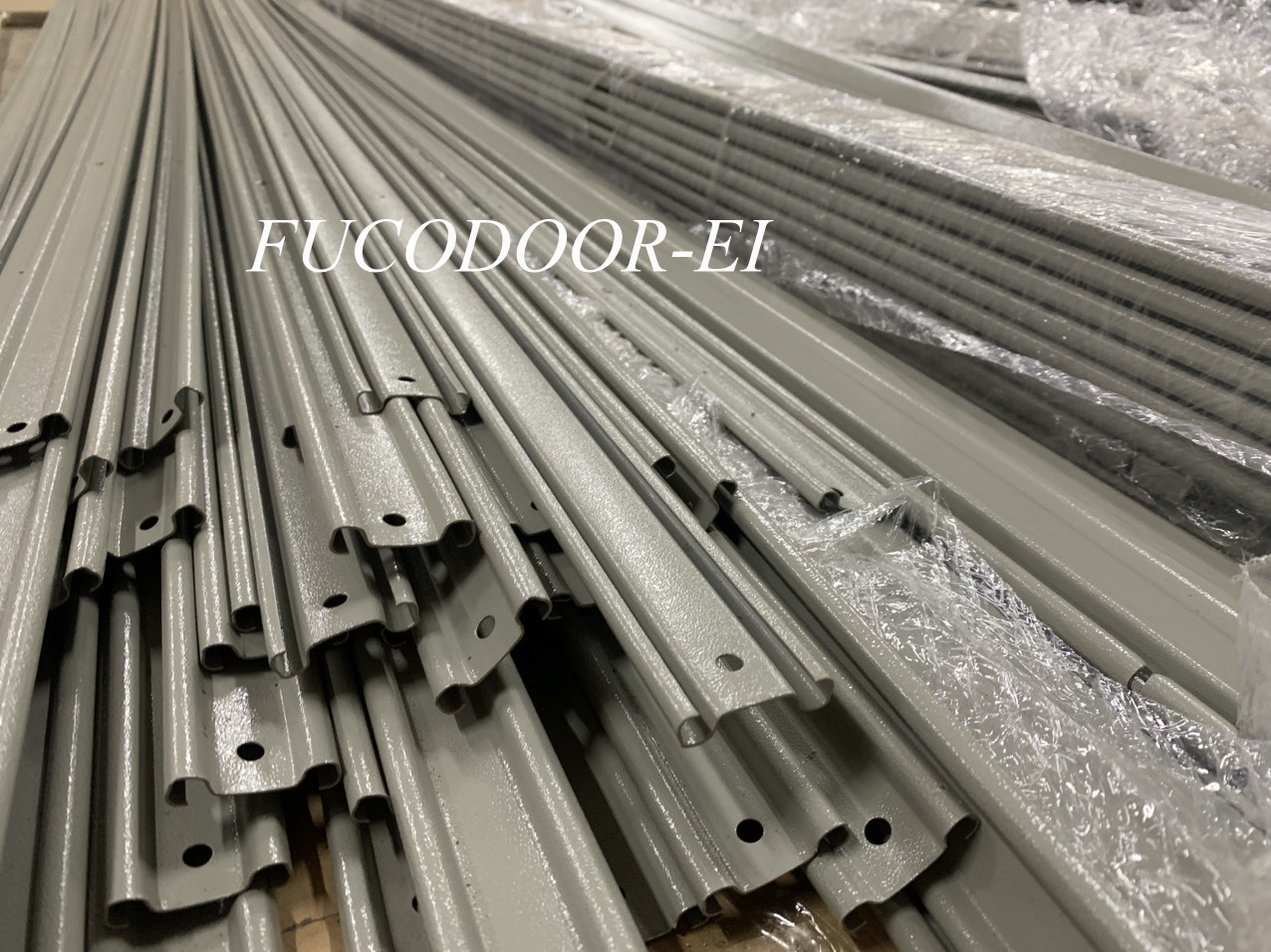 Cửa cuốn chống cháy EI 60 phút, Cửa cuốn ngăn cháy EI, cửa cuốn ngăn cháy EI60, EI70, Thiết bị cửa cuốn ngăn cháy EI